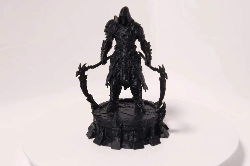 Коллекционная модель Смерти из Darksiders